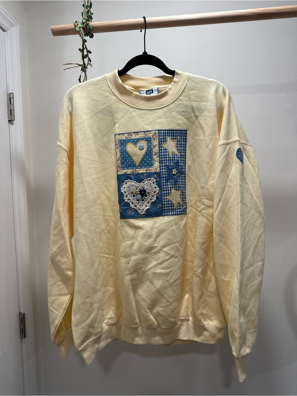 Women’s XL | Vintage 90s Lee Heavyweight Sweatshirt Pastel Heart Star Patchwork